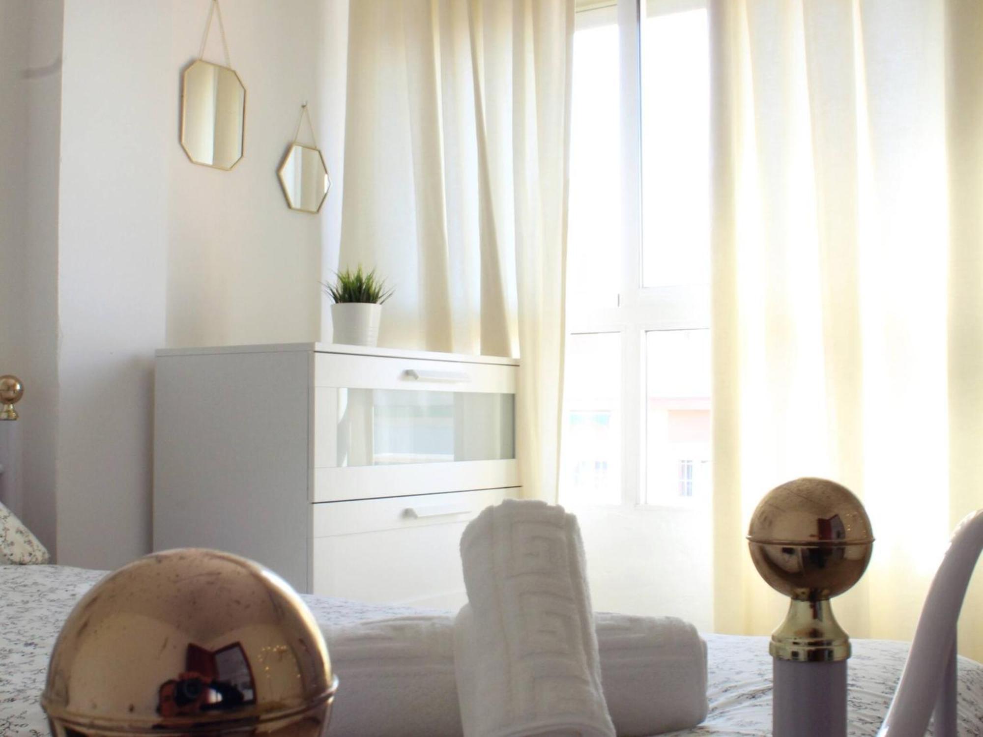 Apartamento Céntrico y luminoso apartamento en Málaga Capital Exterior foto